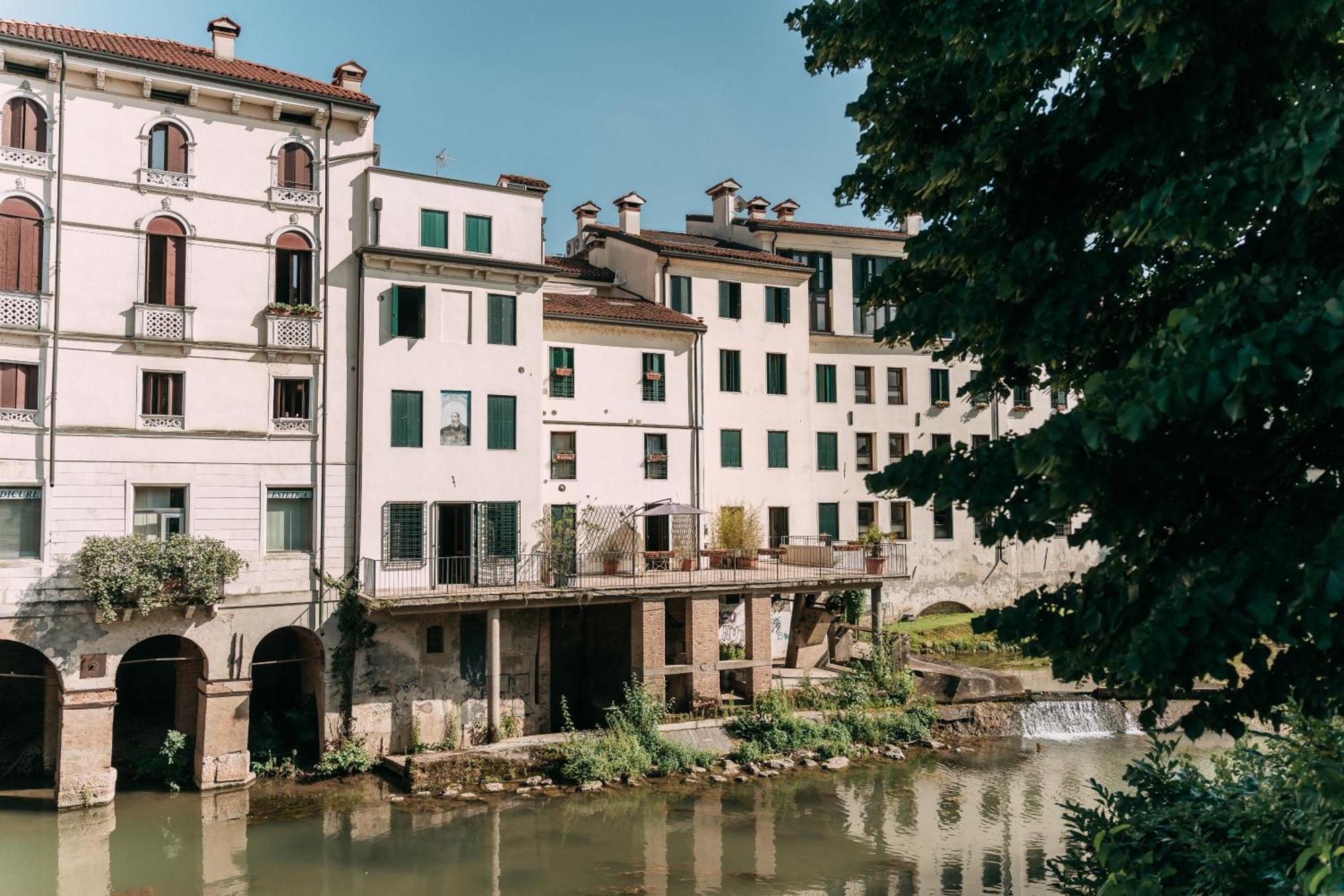 Palladio Apartment - Vista Fiume, In Centro Con Garage Vicenza Bagian luar foto